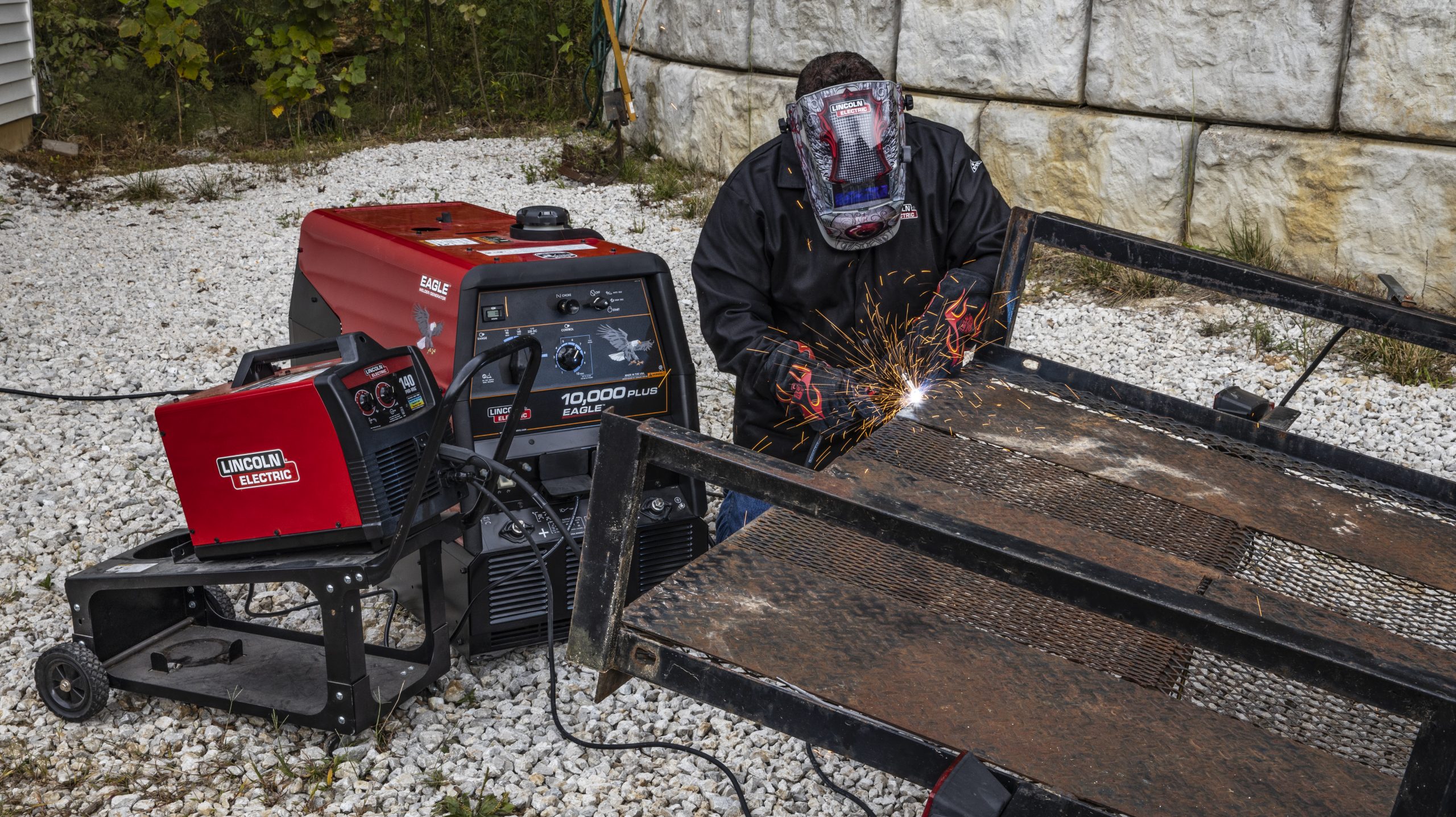 Lincoln Electric Engine Driven Welder, Bulldog 5500 Series, Recoil Start, 9  hp, Gas, 5,500 W Peak K2708-2